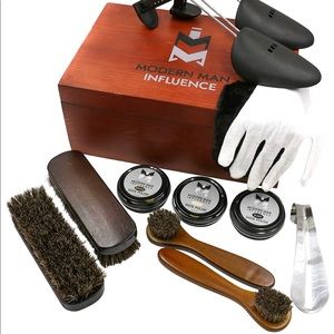 Premium Leather shoe shine and polish kit